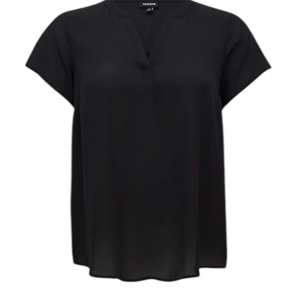 **SOLD**NWT 💕 Torrid Plus Short Sleeve Georgette Flutter Sleeve Pullover Blouse - Picture 5 of 6
